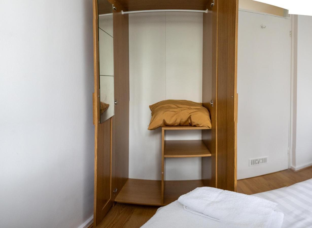 London - 4 Bed - Sleeps 8 - Garden - Pet Friendly Villa Exterior foto