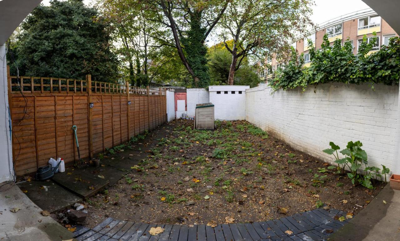 London - 4 Bed - Sleeps 8 - Garden - Pet Friendly Villa Exterior foto