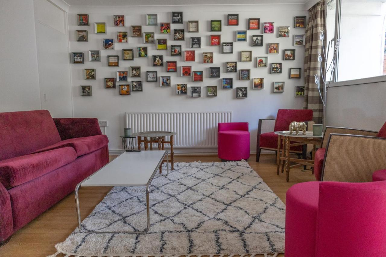 London - 4 Bed - Sleeps 8 - Garden - Pet Friendly Villa Exterior foto